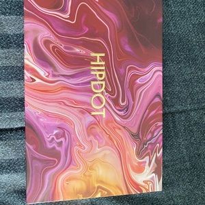 Hipdot eyeshadow pallet